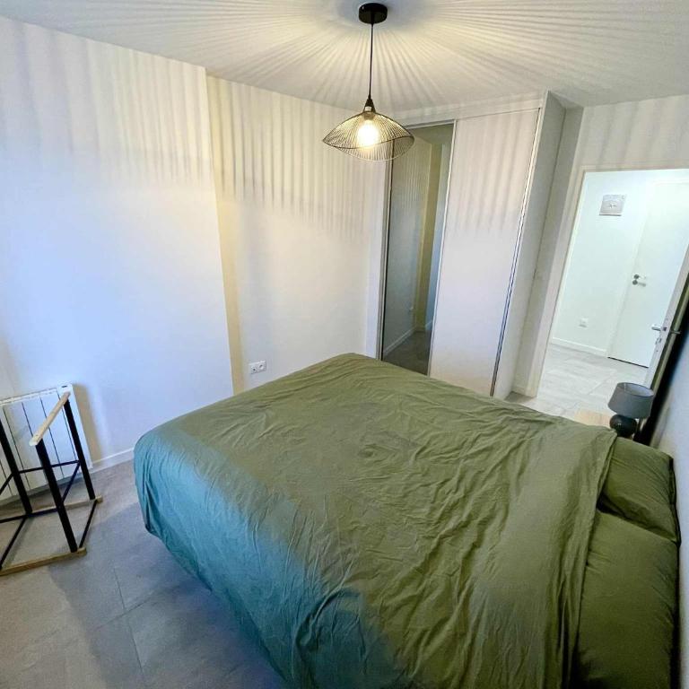 Superbe appartement neuf avec terrasse et parking privé - Appartement 3 Chambres - 8