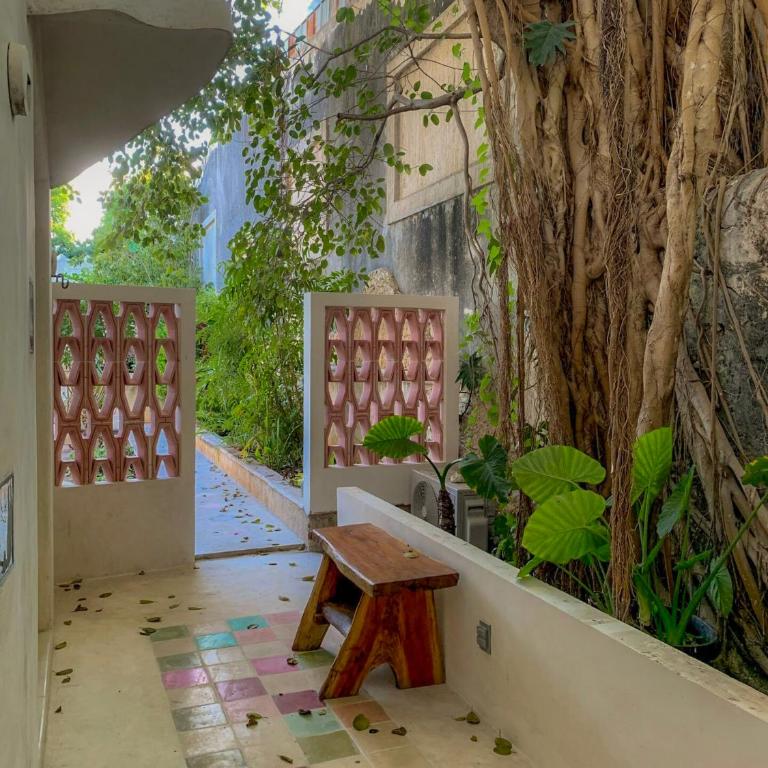 Calle Ouvert - Estudio con vistas al jardín - 1