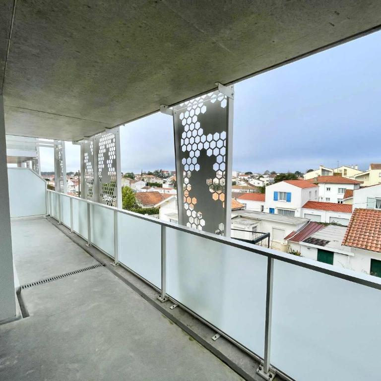 Superbe appartement neuf avec terrasse et parking privé - Appartement 3 Chambres - 18
