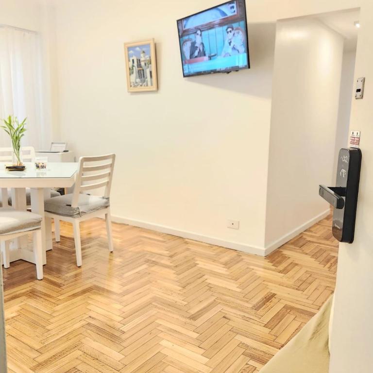 En el corazón de Buenos Aires - One-Bedroom Apartment - 2