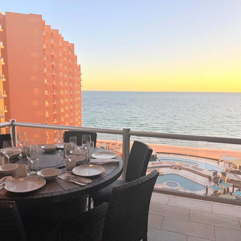 Las Palomas OV 4BR 4BA Cortez 901 - Apartamento - 3