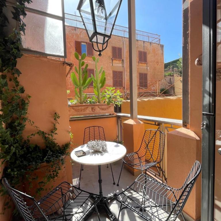 Monti Art Loft - Appartamento con 2 Camere da Letto - 2