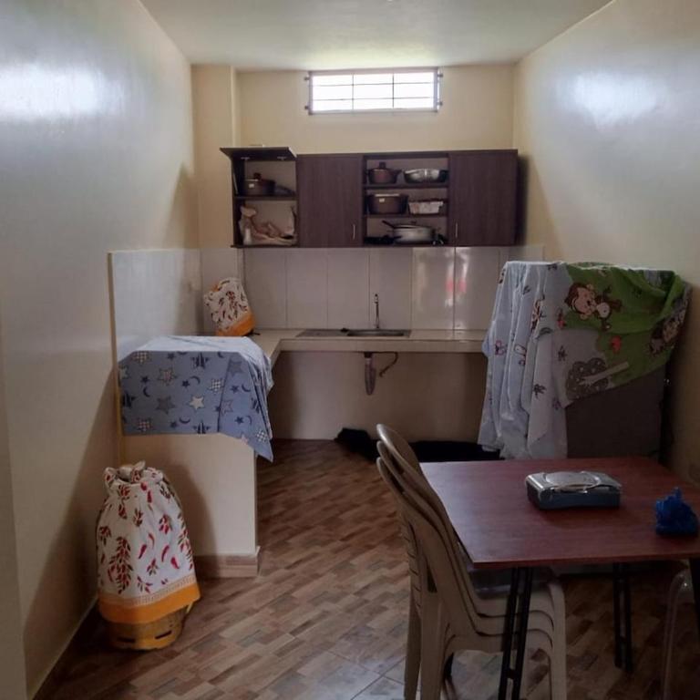 Casa de Playa con Terraza - San Clemente - Three-Bedroom House - 1