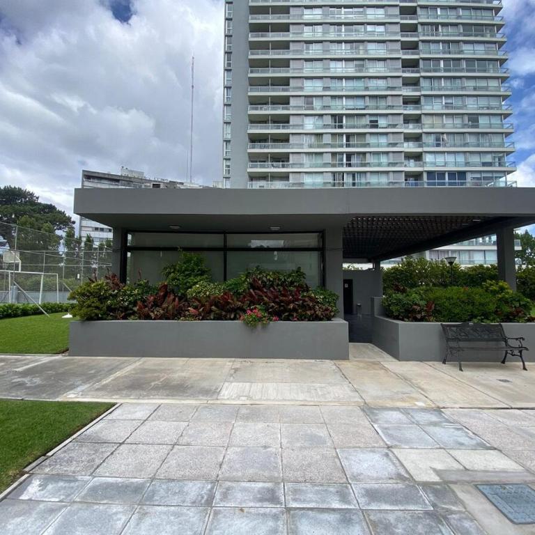 Apartamento en Jardines del Country - Apartamento de 2 dormitorios con balcón - 9