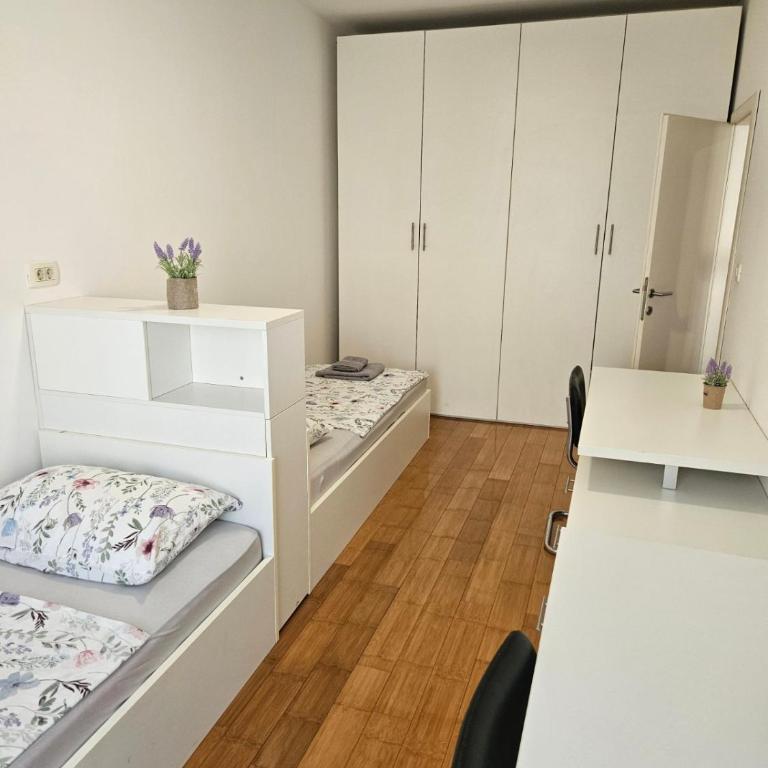 Apartment Philip - One-Bedroom Apartment with Balcony - 21