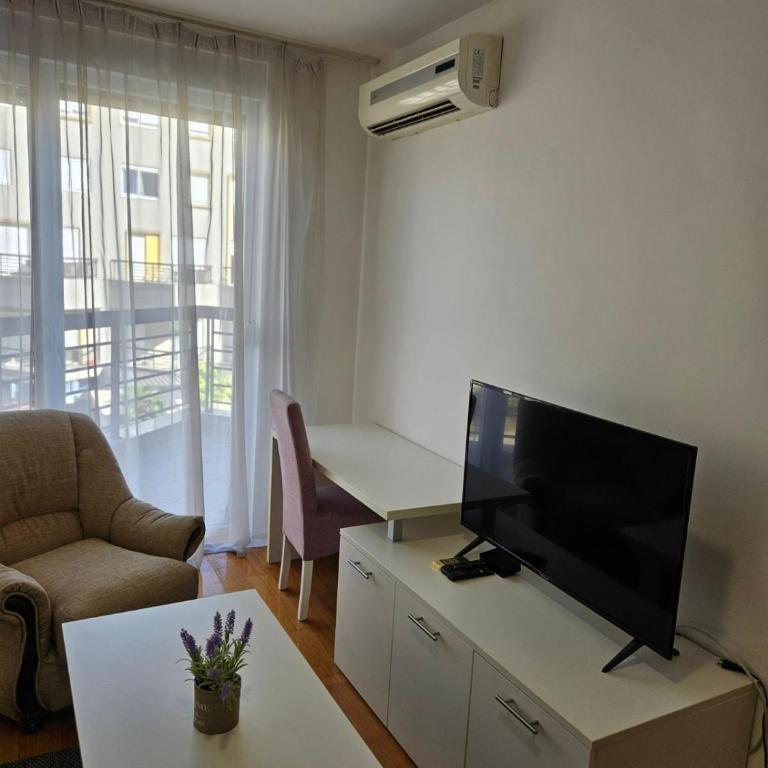 Apartment Philip - One-Bedroom Apartment with Balcony - 1