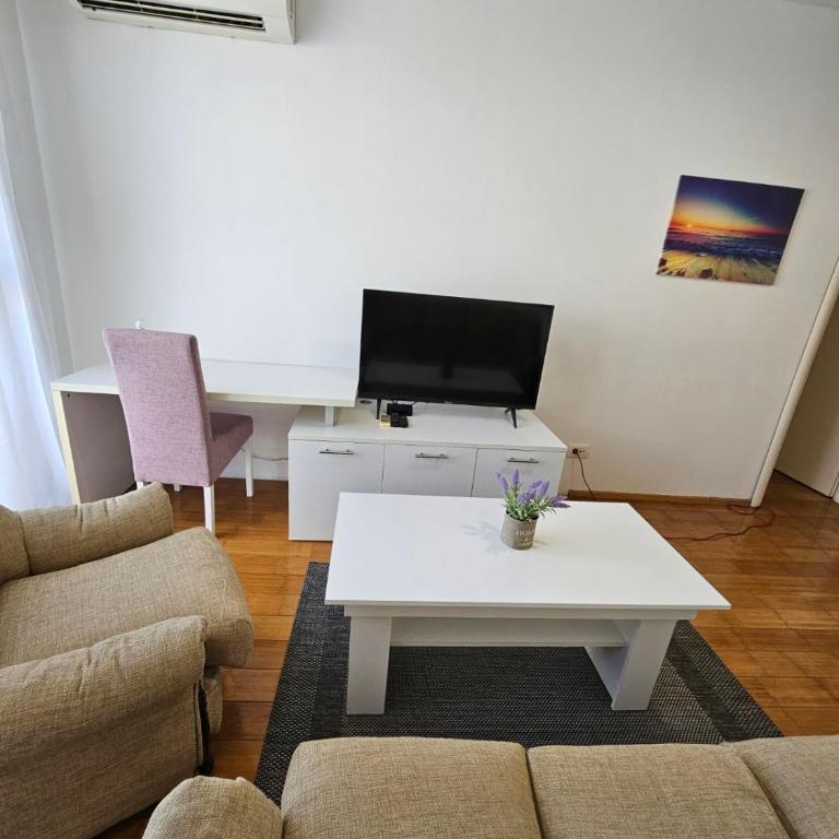 Apartment Philip - One-Bedroom Apartment with Balcony - 15