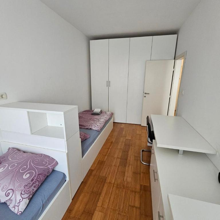 Apartment Philip - One-Bedroom Apartment with Balcony - 8
