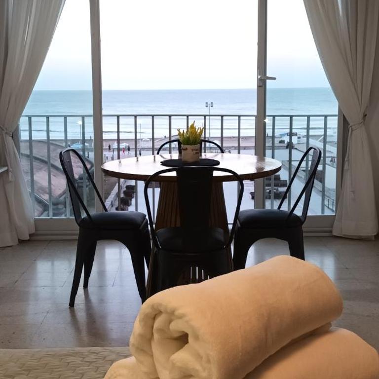 Look at the sea - Two-Bedroom Apartment - 19