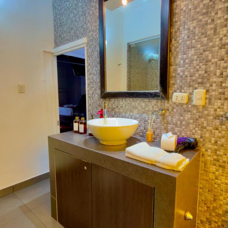 Andean Palace Boutique - Deluxe Suite - 11