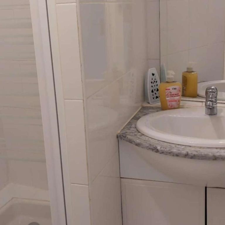 Villa confortable 2 pièces proche plage, calme, parking privé - FR-1-328-283 - Villa - 12