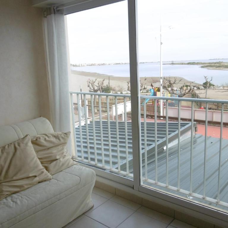 Studio à 50m de la Plage du Grazel avec Parking - FR-1-796-104 - Appartement - 10