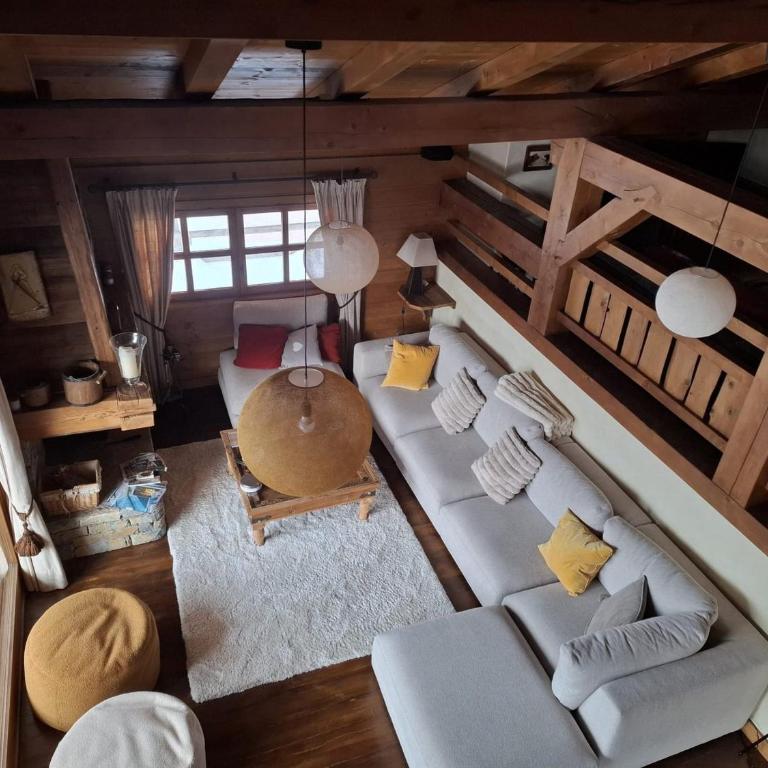 Chalet Grand Standing à Megève - 5 min des Pistes, 5 Chambres, 10 Pers. - FR-1-432-95 - Chalet - 2