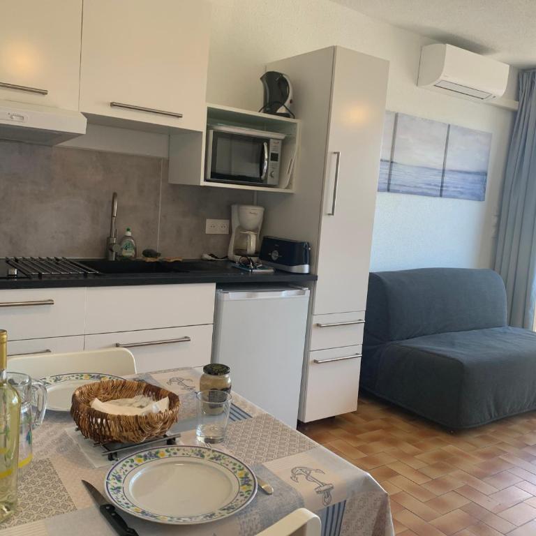 Studio Coquet 2/3 Pers au Cœur de Gruissan - FR-1-796-99 - Appartement - 5