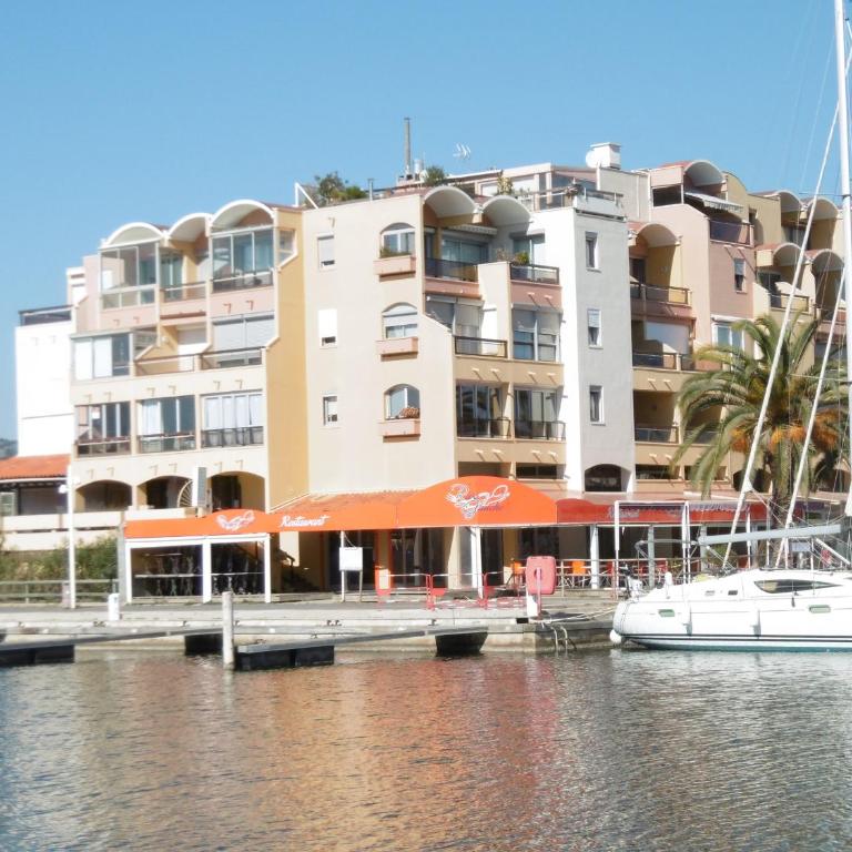 Studio Coquet 2/3 Pers au Cœur de Gruissan - FR-1-796-99 - Appartement - 10