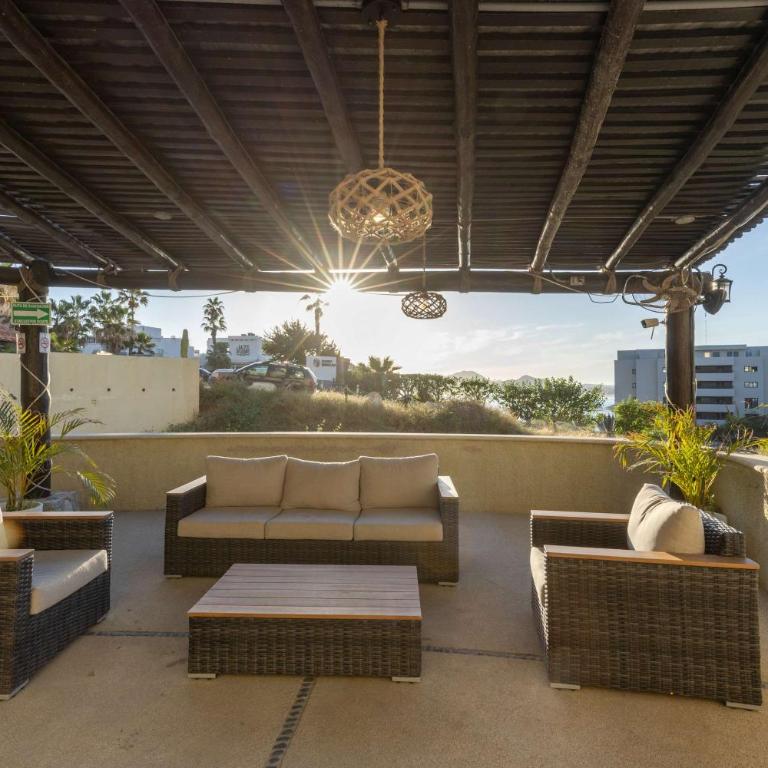 Stunning 2 BR with Ocean Views & Jacuzzi by the Beach - Apartamento - 35