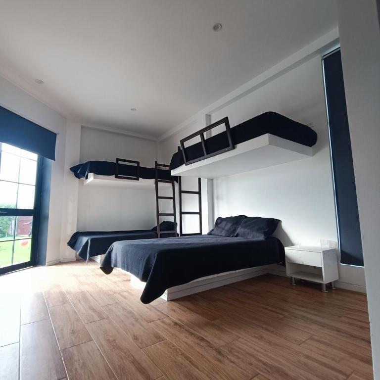 Hermosa casa con piscina privada - Three-Bedroom House - 8