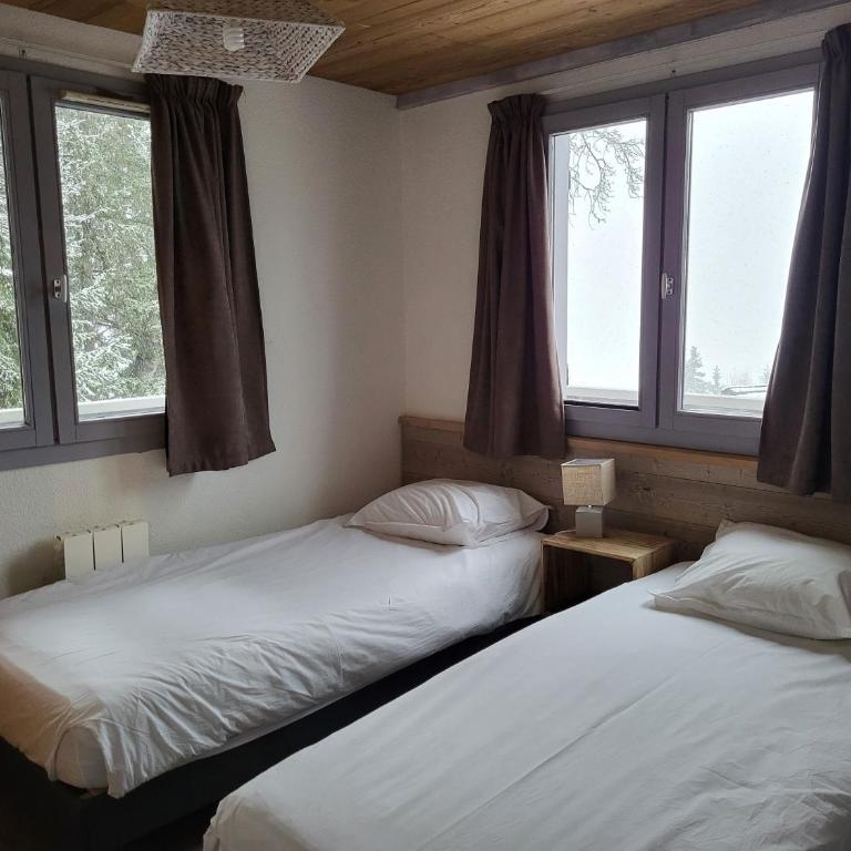 Chalet Courchevel La Tania - 14 personnes - 7 chambres 7 salles de bains - 40 m des pistes - Chalet - 23