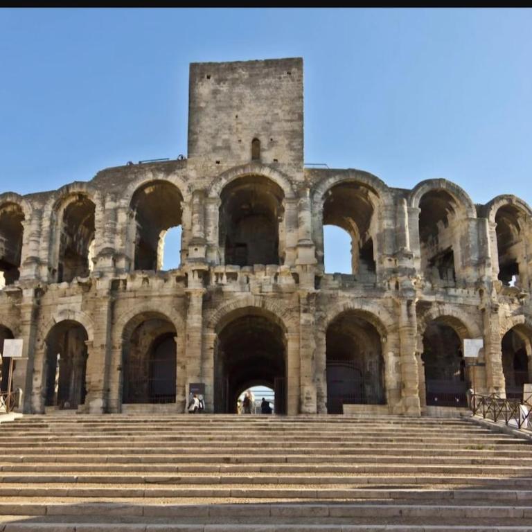 Arles, quartier calme proche du centre - Apartment mit 1 Schlafzimmer - 27