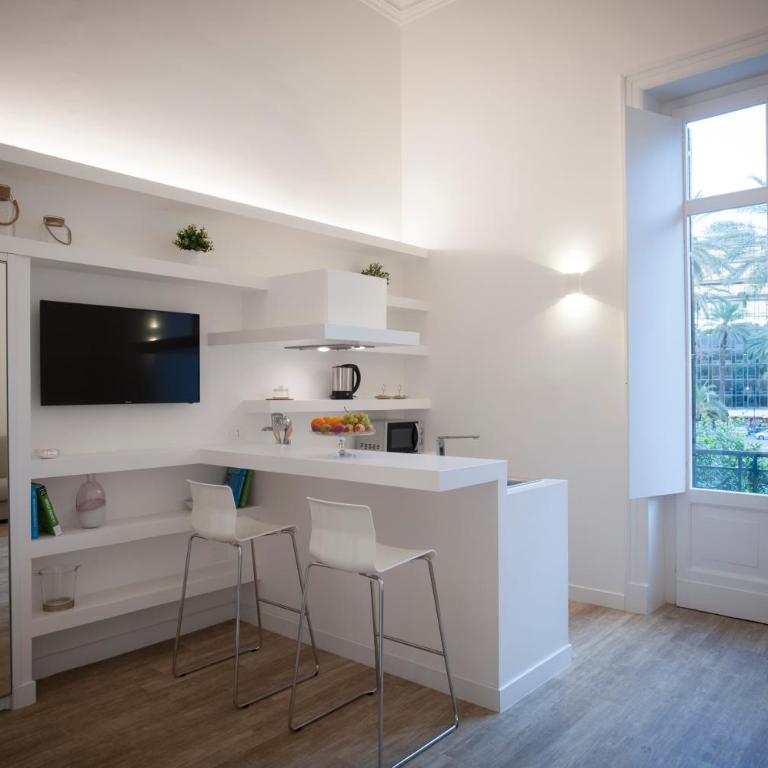 Politeama Apartments by Giorgio - Appartamento Deluxe - 4