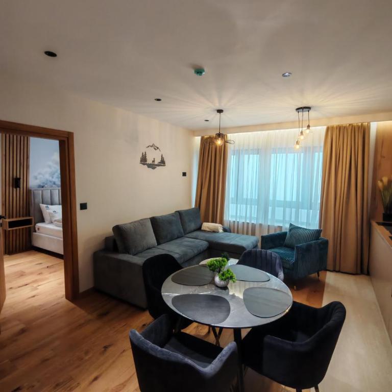 Horizont Aparthotel Jahorina - Suite with Mountain View - 2