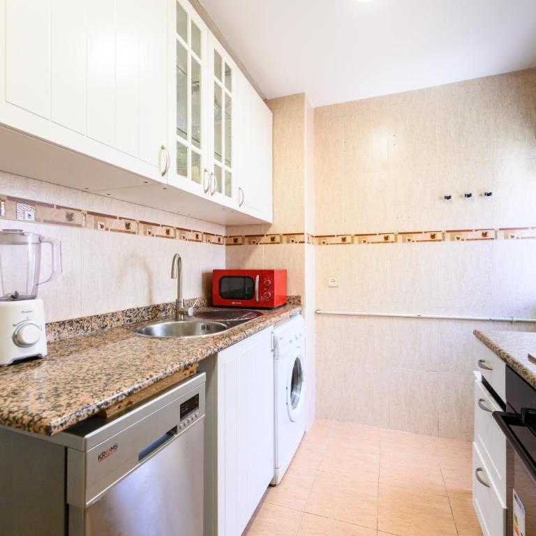 POR183D Amplio piso 2 dormitorios en La Latina - Alquiler temporal - Apartamento de 2 dormitorios - 7