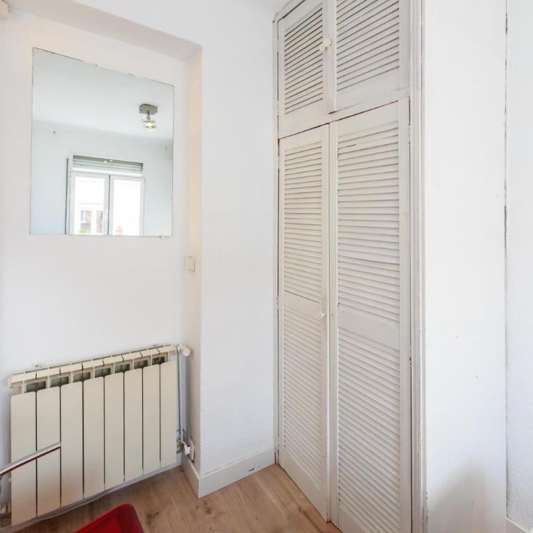 POR183D Amplio piso 2 dormitorios en La Latina - Alquiler temporal - Apartamento de 2 dormitorios - 22