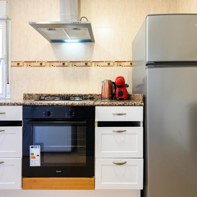 POR183D Amplio piso 2 dormitorios en La Latina - Alquiler temporal - Apartamento de 2 dormitorios - 34
