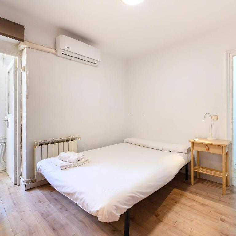 POR183D Amplio piso 2 dormitorios en La Latina - Alquiler temporal - Apartamento de 2 dormitorios - 29