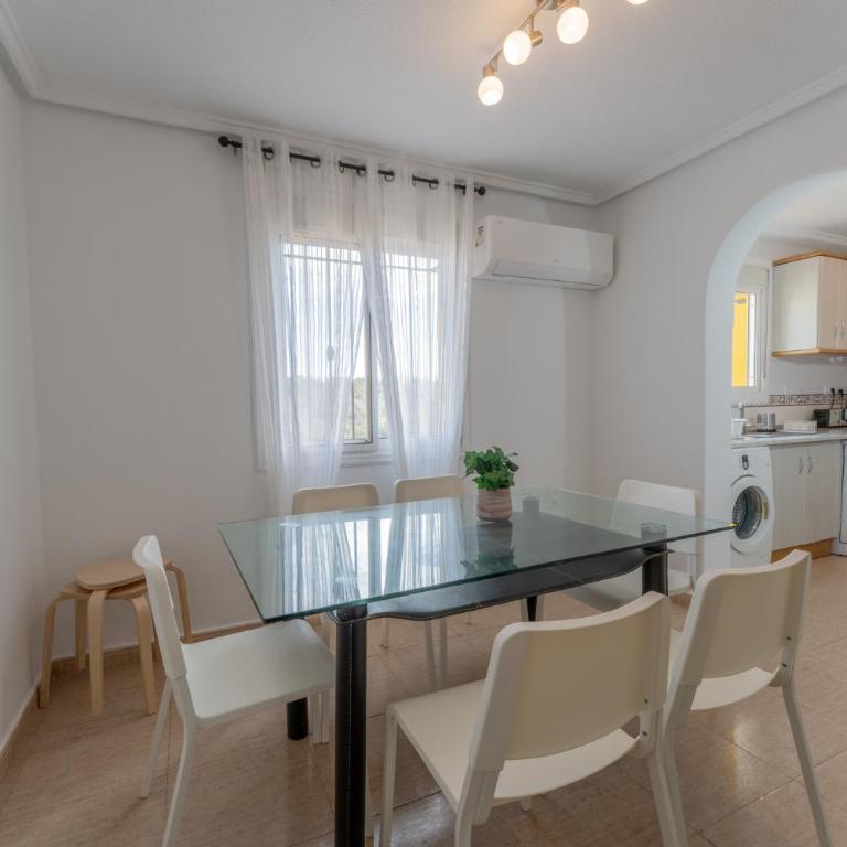 Villa Dr Alejandro Iglesias - Three-Bedroom House - 2