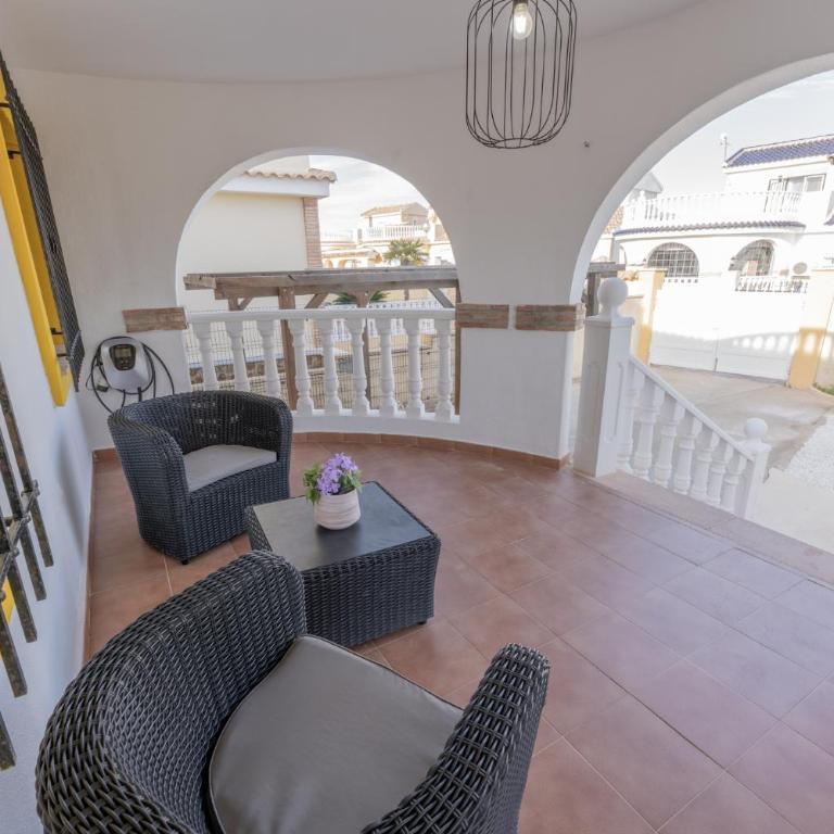 Villa Dr Alejandro Iglesias - Three-Bedroom House - 4