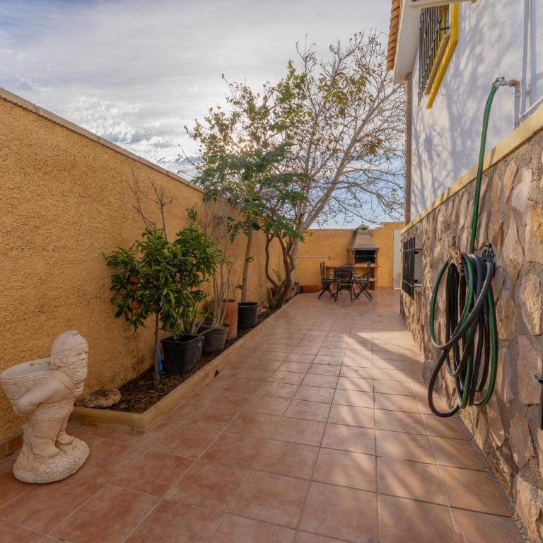 Villa Dr Alejandro Iglesias - Three-Bedroom House - 33