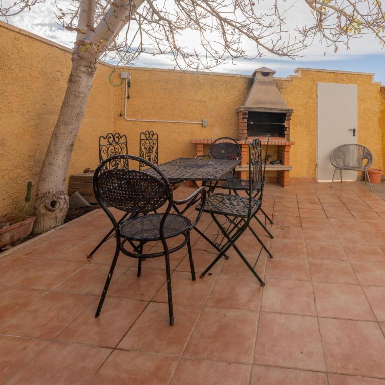 Villa Dr Alejandro Iglesias - Three-Bedroom House - 44