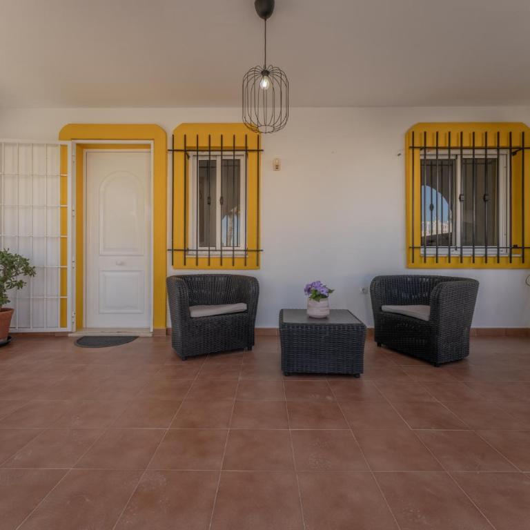 Villa Dr Alejandro Iglesias - Three-Bedroom House - 79