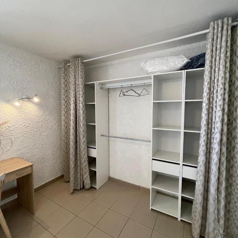 Appartement vue mer balcon 4 personnes Canet Plage - Appartamento con 1 Camera da Letto - 8