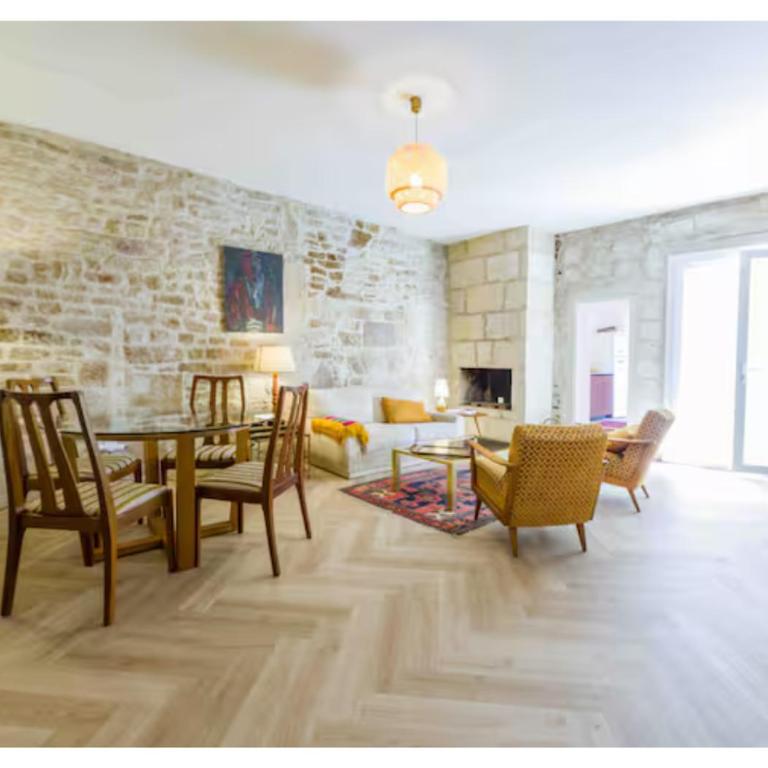 Goncourt42 - One-Bedroom Apartment - 2