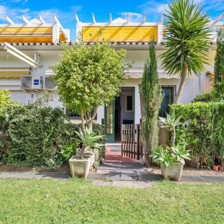 Unique 2 Br Apart in Golden Mile✺ Pool ✺ Parking - Two-Bedroom Apartment - 3