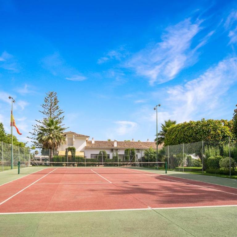 Unique 2 Br Apart in Golden Mile✺ Pool ✺ Parking - Two-Bedroom Apartment - 19