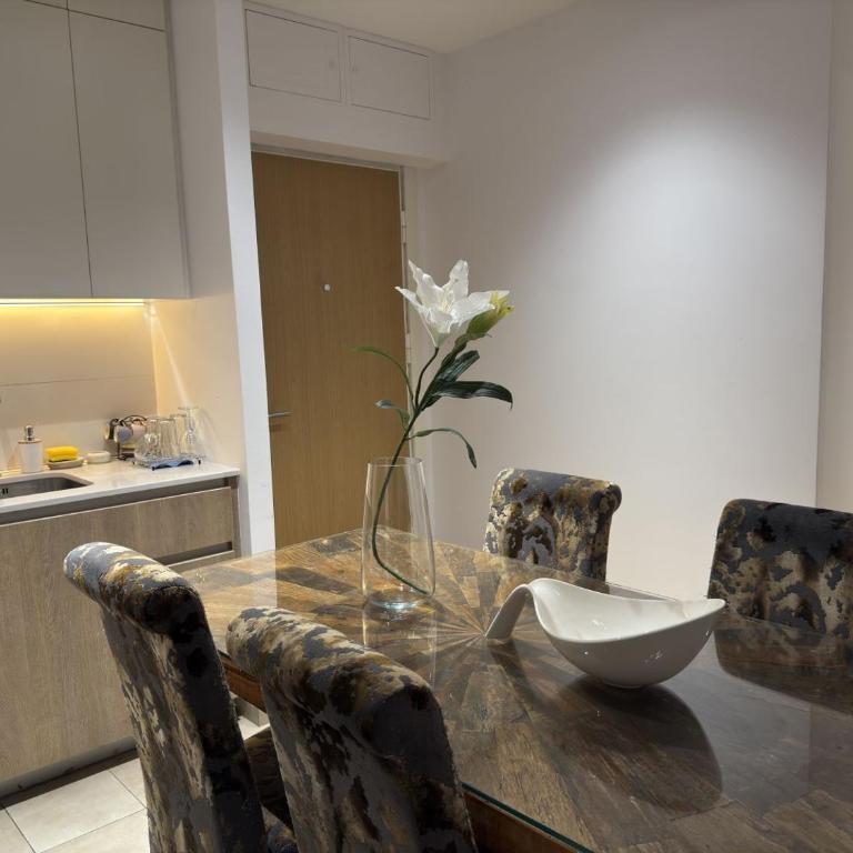 Beograd na vodi Belgrade waterfront - 23th floor, great view apartment - One-Bedroom Apartment - 23