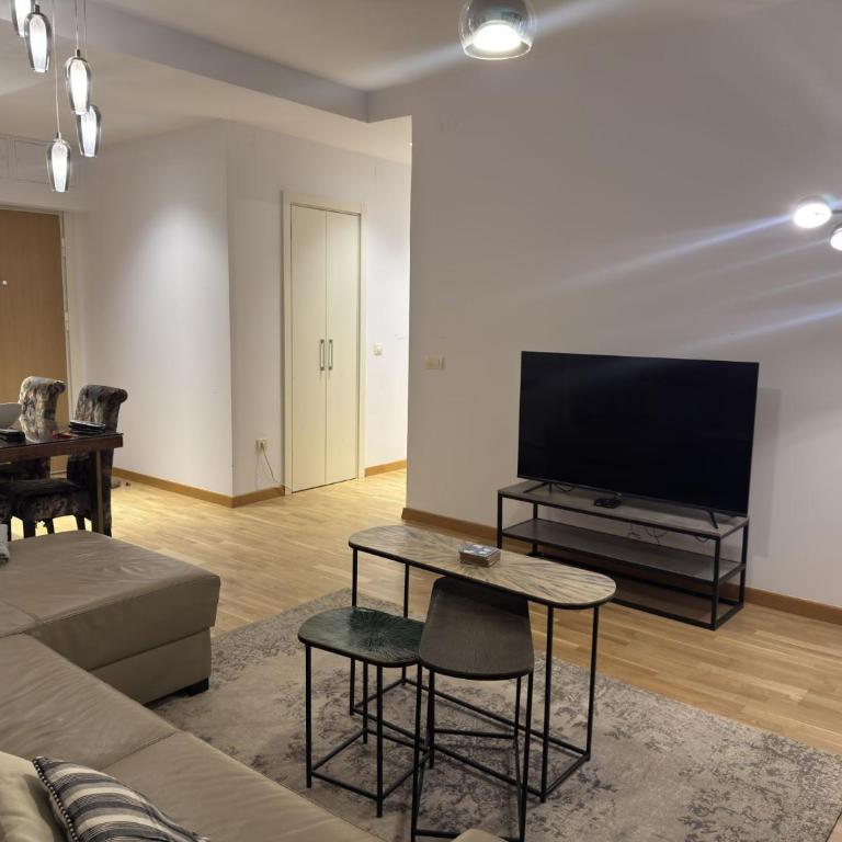 Beograd na vodi Belgrade waterfront - 23th floor, great view apartment - One-Bedroom Apartment - 25