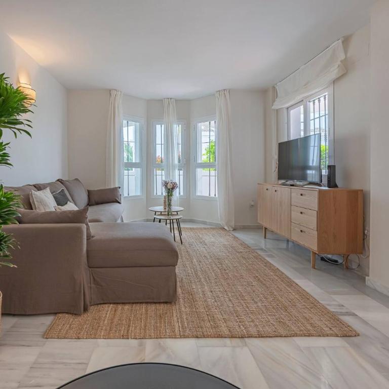 Marvellous 3 Bedroom Flat with Pool and Terrace - Apartamento de 3 dormitorios - 5