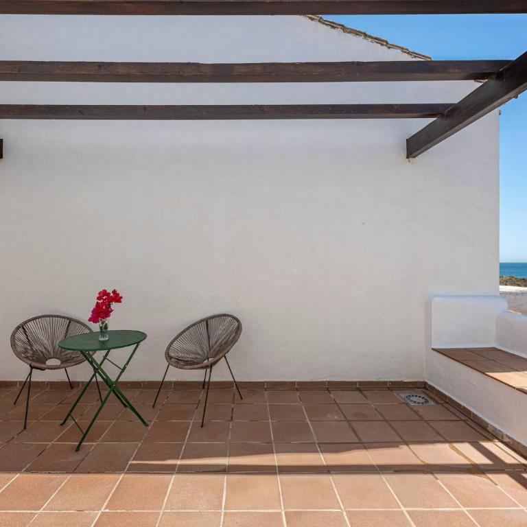 Bright Chalet with Swimming Pool and Beachfront - Casa de 3 dormitorios - 2