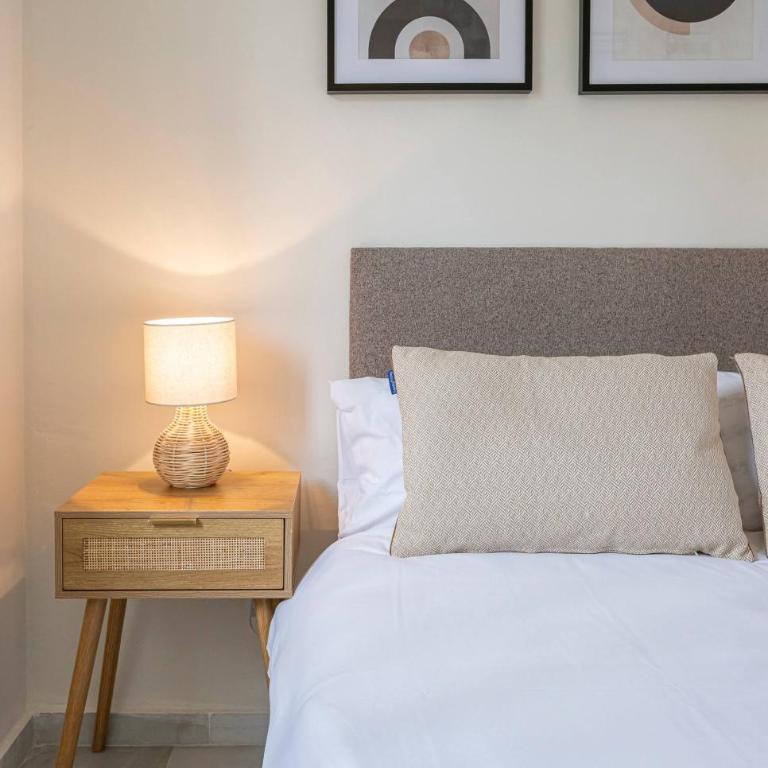 Marvellous 3 Bedroom Flat with Pool and Terrace - Apartamento de 3 dormitorios - 24