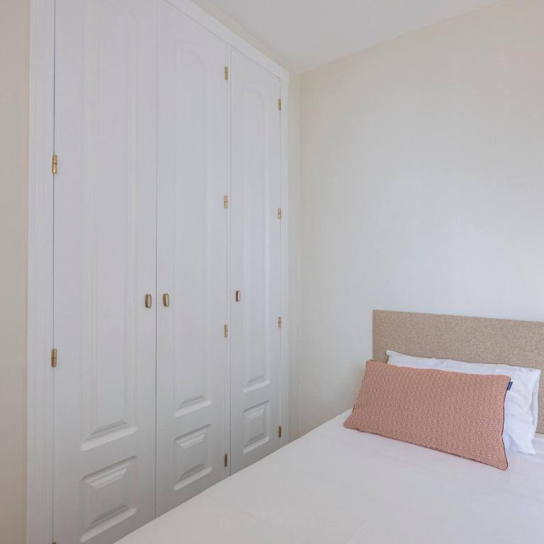 Marvellous 3 Bedroom Flat with Pool and Terrace - Apartamento de 3 dormitorios - 46