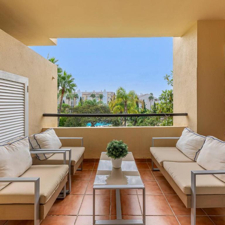 Spacious 3 bedrooms apartment at LAS BRISAS - Three-Bedroom Apartment - 7