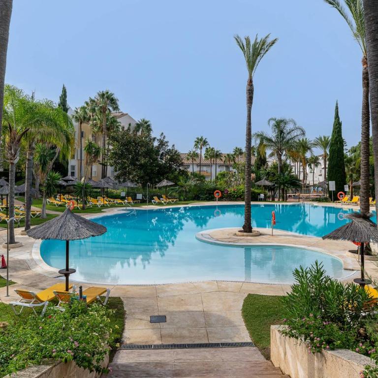 Spacious 3 bedrooms apartment at LAS BRISAS - Three-Bedroom Apartment - 17