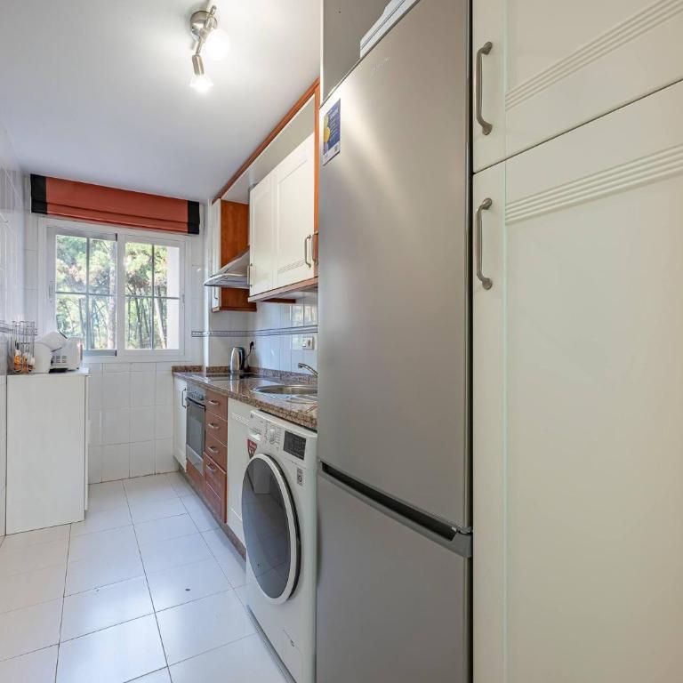 Beautiful Apartment Just 5 Minutes From the BEACH - Two-Bedroom Apartment - 20