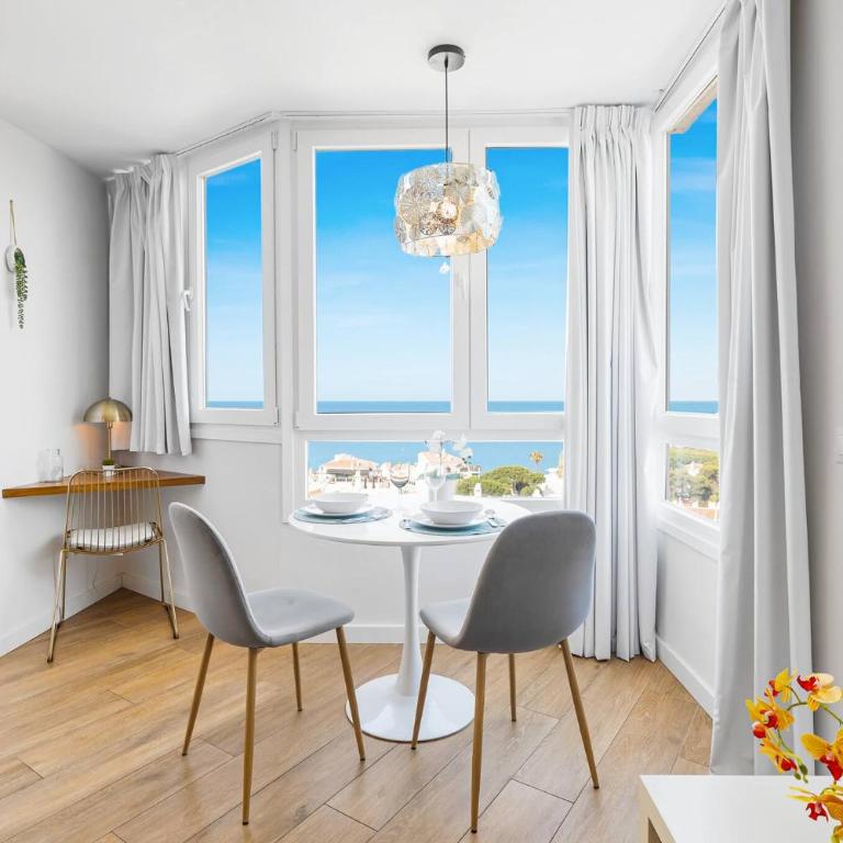 Fancy Studio Direct Access to Sea✺Parking✺Pool - Apartamento de 1 dormitorio - 1