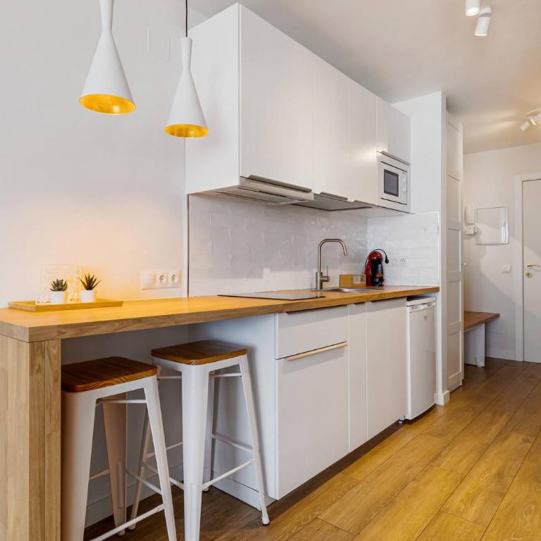Fancy Studio Direct Access to Sea✺Parking✺Pool - Apartamento de 1 dormitorio - 9