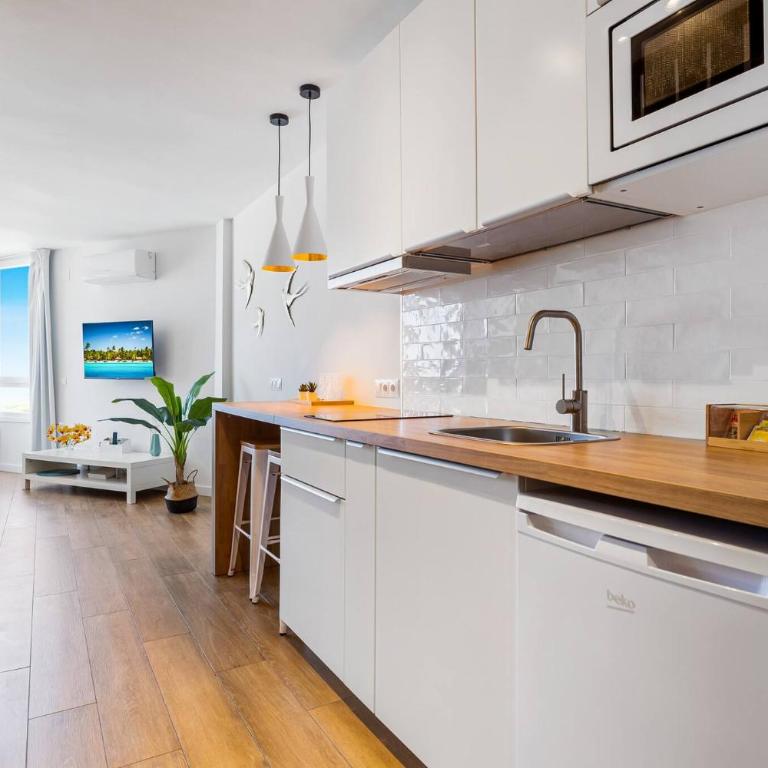 Fancy Studio Direct Access to Sea✺Parking✺Pool - Apartamento de 1 dormitorio - 14
